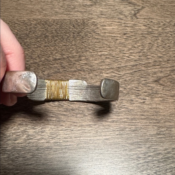 Silver bangle - Picture 3 of 6